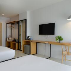 Отель Ruenthip Residence Pattaya 4* Улучшенный номер с различными типами кроватей фото 9