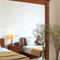 Giang Son 2 Hotel 2* Стандартный семейный номер с двуспальной кроватью фото 3