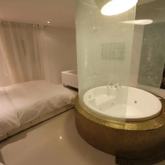A Seven Hotel 2* Номер Делюкс с различными типами кроватей фото 3