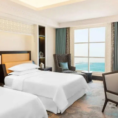 Отель Sheraton Sharjah Beach Resort & Spa 5* Номер Делюкс с различными типами кроватей фото 6