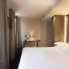 Отель Best Western Quartier Latin Pantheon 3* Улучшенный номер с различными типами кроватей фото 5