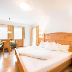 Tonzhaus Hotel & Restaurant 4* Номер Комфорт фото 2