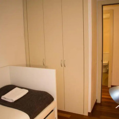 Отель Rent Top Apartments Forum Испания, Сан-Адриан-де-Бесос - отзывы, цены и фото номеров - забронировать отель Rent Top Apartments Forum онлайн сейф в номере