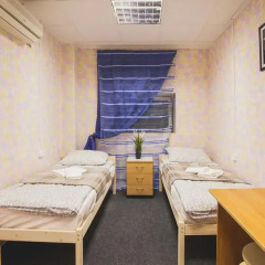 Хостел 338 Стандартный номер с 2 отдельными кроватями фото 2