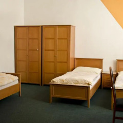 AZ-Hostel Кровать в женском общем номере с двухъярусной кроватью фото 2