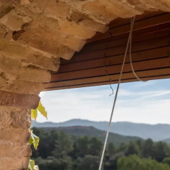 Отель La Garriga de Castelladral 4* Улучшенный номер с различными типами кроватей фото 3