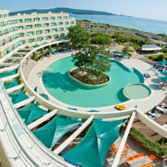 Jeravi Club Hotel - All Inclusive бассейн
