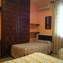 Отель Hostal Paracuellos Стандартный номер с различными типами кроватей фото 5