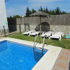 Отель Casas Elena-Conil Испания, Кониль-де-ла-Фронтера - отзывы, цены и фото номеров - забронировать отель Casas Elena-Conil онлайн бассейн фото 2