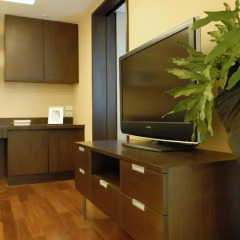 The Narathiwas Hotel & Residence Sathorn Bangkok 4* Студия с различными типами кроватей фото 3