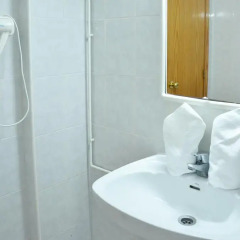 Отель Apartamentos Lux Mar Испания, Ивиса - отзывы, цены и фото номеров - забронировать отель Apartamentos Lux Mar онлайн ванная фото 2