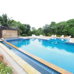 Отель Poonsap Resort Ланта бассейн фото 3