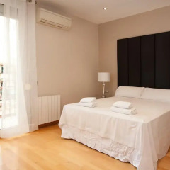 Отель Stay U nique Sepulveda Suite Барселона комната для гостей фото 3