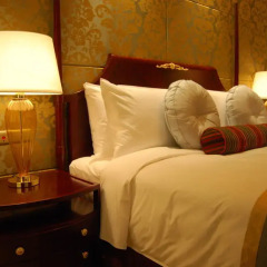 Grand Central Hotel Shanghai 4* Улучшенный номер с различными типами кроватей