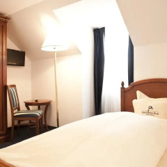 Hotel Blauer Bock 3* Номер с общей ванной комнатой фото 4
