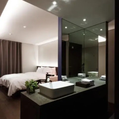 H Hotel 2* Номер Делюкс с различными типами кроватей фото 4