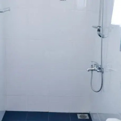 Отель Di Sicuro Tourist Inn Хиккадува ванная фото 2