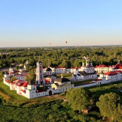 Гостиница Троице-Сергиев Варницкий Монастырь в Ростове Великом отзывы, цены и фото номеров - забронировать гостиницу Троице-Сергиев Варницкий Монастырь онлайн Ростов Великий приотельная территория