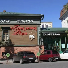 Гостиница Перекресток Джаза парковка