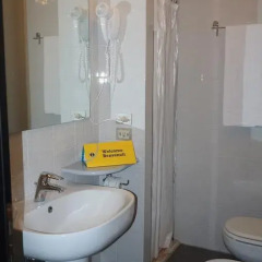 B&B Hotel Verona Стандартный номер разные типы кроватей фото 13