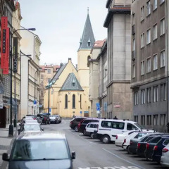 Отель My Mucha's Old Prague Gallery парковка