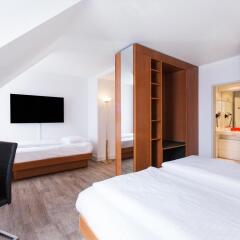 DORMERO Hotel Dresden Airport 4* Стандартный номер с различными типами кроватей фото 5