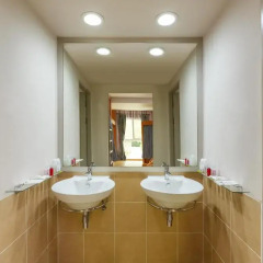 Отель U-tiny Boutique Home Suvarnabh 4* Номер Делюкс фото 20
