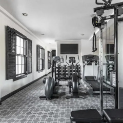 Отель Montecito Inn фитнесс-зал