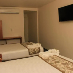 AM Hotel & Plaza 3* Стандартный номер с различными типами кроватей фото 9