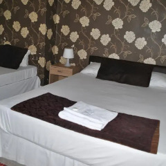 Old Friend Hotel комната для гостей