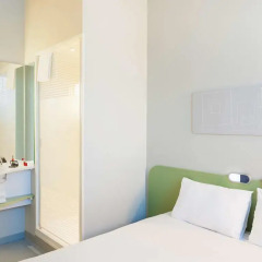 Отель Ibis Budget Madrid Calle 30 Стандартный номер с различными типами кроватей