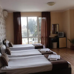 Отель Respekt Guest House комната для гостей фото 4