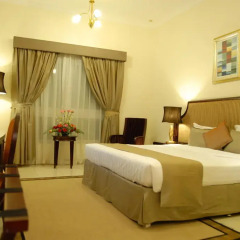 Al Manar Hotel Apartments 4* Апартаменты с разными типами кроватей