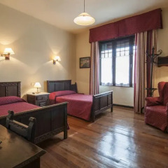 Отель Hostal Ayestaran II Стандартный номер с двуспальной кроватью фото 16