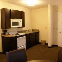 Отель Royal Palace Westwood 2* Люкс с различными типами кроватей