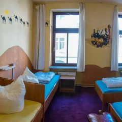 Lollis Homestay - Hostel Стандартный номер с различными типами кроватей (общая ванная комната) фото 11