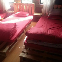 Отель Nắng homestay Кровать в общем номере фото 2