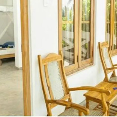 Отель International Beach Hotel & Restaurant Шри-Ланка, Хиккадува - отзывы, цены и фото номеров - забронировать отель International Beach Hotel & Restaurant онлайн балкон