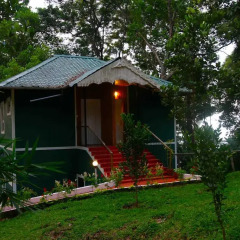 Отель Blue Bells Valley Resort-Munnar. 3* Номер Делюкс с различными типами кроватей фото 2