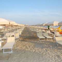 Hotel Clitunno Римини пляж фото 2