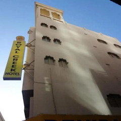 Royal Creek Hotel