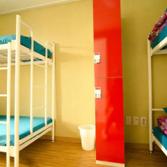 Kimchee Sinchon Guesthouse - Hostel Кровать в общем номере с двухъярусной кроватью фото 6