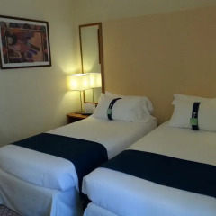 Отель Holiday Inn Milan Linate Airport 4* Стандартный номер