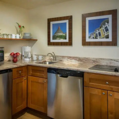 Отель Georgetown Suites Harbour 2* Люкс с различными типами кроватей фото 5
