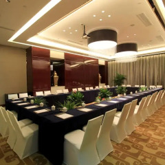 Zhangjiagang Zhonglian GDH International Hotel