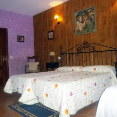 Hotel Rural Soterraña 3* Стандартный семейный номер с двуспальной кроватью