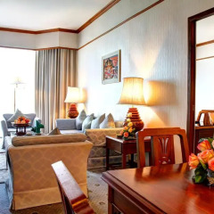 The Empress Hotel Chiang Mai 4* Люкс с различными типами кроватей