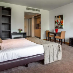 Отель Diamant Suites Brussels EU (ex Premier Suites Brussels Lounge) Представительский люкс с различными типами кроватей фото 4