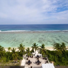 Отель The White Harp Beach Hotel Мальдивы, Мале - отзывы, цены и фото номеров - забронировать отель The White Harp Beach Hotel онлайн пляж фото 2