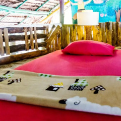 Leaf House Bungalow - Hostel Кровать в общем номере с двухъярусной кроватью фото 14